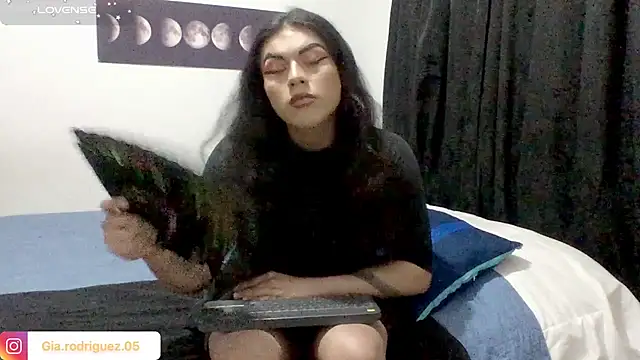Snapshot of Ariana_Rodriguez_ chatting on July 2026 10:58:02 PM Ariana Rodriguez online show from July 2026 10:58:02 PM