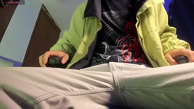 s sven03 online show from December 2025 12:51:01 AM