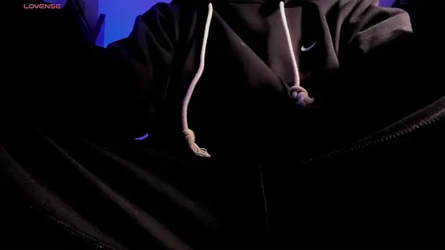 s sven03 online show from March 2026 02:17:01 AM