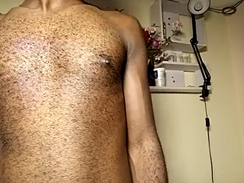 Snapshot of Moteroxz chatting on February 2026 04:32:01 PM Moteroxz online show from February 2026 04:32:01 PM