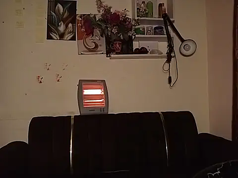 Snapshot of Moteroxz chatting on February 2026 03:51:02 AM Moteroxz online show from February 2026 03:51:02 AM