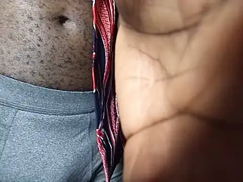 Snapshot of Moteroxz chatting on April 2026 02:45:02 AM Moteroxz online show from April 2026 02:45:02 AM