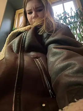 PumaShyXD online show from January 2025 10:51:02 AM