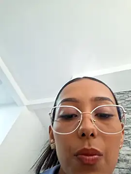 abby adams20 online show from November 2025 06:54:01 PM