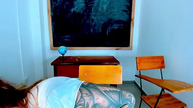 Adria ross online show from January 2026 01:04:01 PM