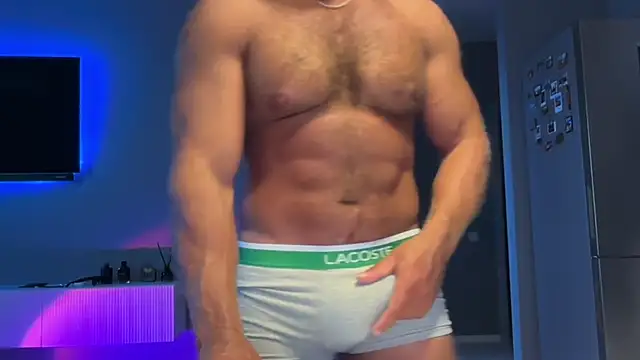 KarlosRichi online show from June 2026 02:18:02 AM