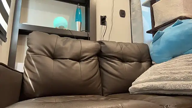 AlphaZack 14 online show from April 2026 07:44:02 PM