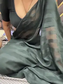 Snapshot of AASHI66 chatting on September 2025 05:58:01 PM AASHI66 online show from September 2025 05:58:01 PM