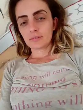 Snapshot of SophyGirl chatting on March 2025 12:25:02 PM SophyGirl online show from March 2025 12:25:02 PM