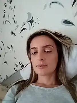 Snapshot of SophyGirl chatting on October 2025 12:50:02 PM SophyGirl online show from October 2025 12:50:02 PM