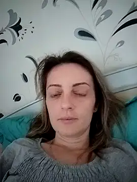 Snapshot of SophyGirl chatting on December 2025 12:21:02 PM SophyGirl online show from December 2025 12:21:02 PM