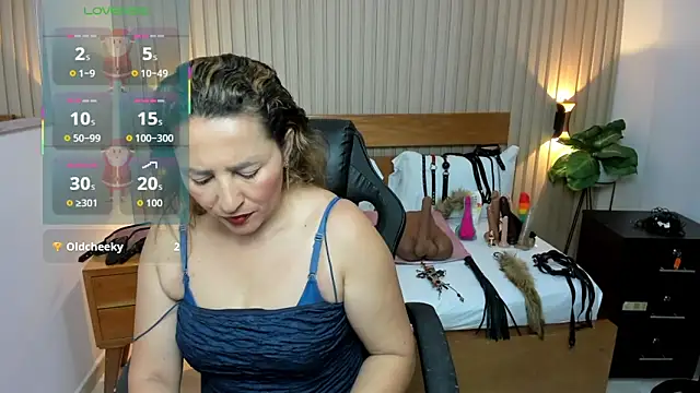 luciana ballesteros  online show from January 2026 12:09:02 PM