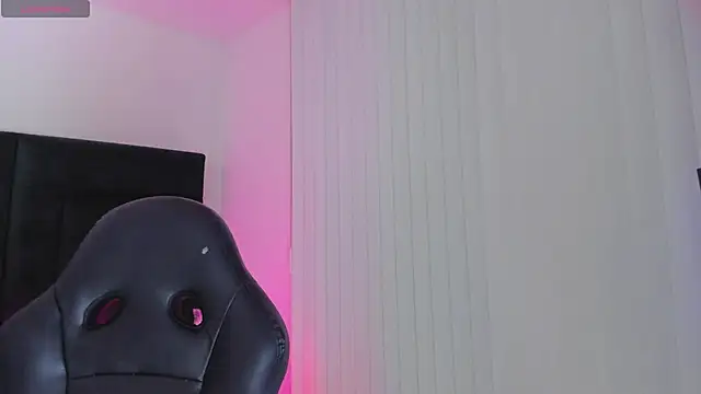 FaloonRoussel online show from November 2025 12:10:02 AM