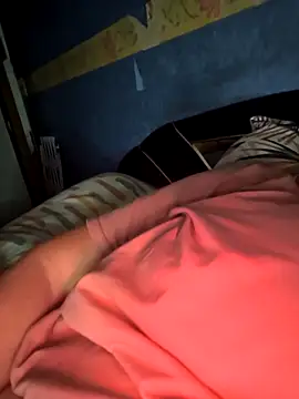 Snapshot of poussychats chatting on September 2025 09:08:02 PM poussychats online show from September 2025 09:08:02 PM