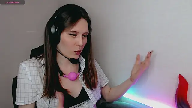 tracy cooper online show from December 2024 01:59:02 AM