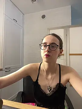 Snapshot of MartiniiSelenna chatting on July 2026 10:21:02 AM MartiniiSelenna online show from July 2026 10:21:02 AM