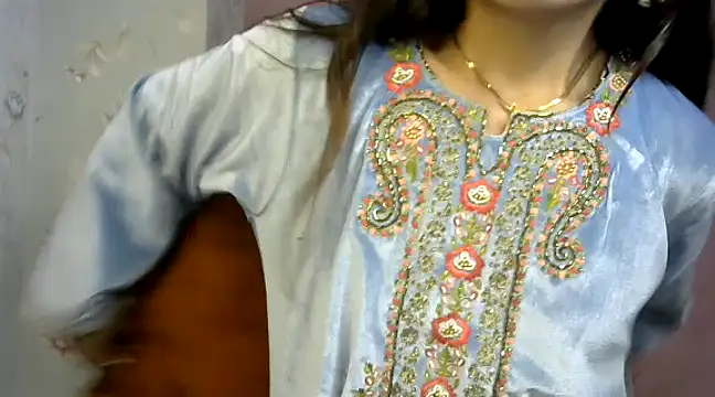 Snapshot of binisa_45 chatting on January 2025 07:45:01 AM binisa 45 online show from January 2025 07:45:01 AM