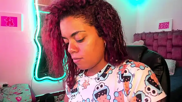 Snapshot of ladyrd1 chatting on January 2025 02:52:01 PM ladyrd1 online show from January 2025 02:52:01 PM