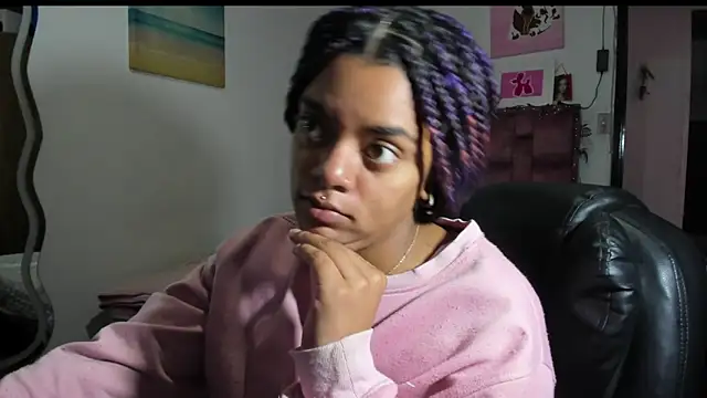 Snapshot of ladyrd1 chatting on October 2025 02:13:01 PM ladyrd1 online show from October 2025 02:13:01 PM