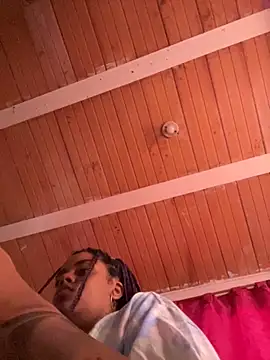 Snapshot of ladyrd1 chatting on November 2025 02:51:01 PM ladyrd1 online show from November 2025 02:51:01 PM