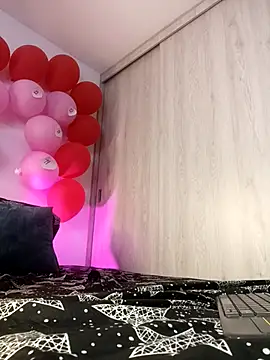 lovely kitt online show from February 2025 05:23:01 AM