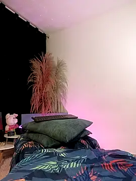 lovely kitt online show from October 2025 08:12:01 AM