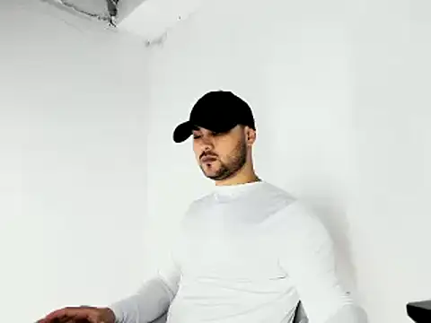 Sebas-hott online show from October 2025 10:22:02 PM