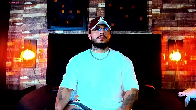 Van Velckan online show from January 2025 04:16:02 AM