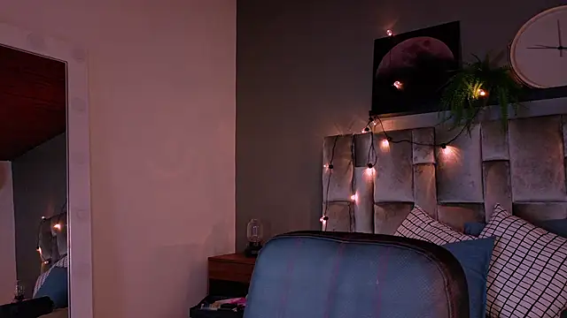 alaia-rogers online show from October 2025 11:33:02 AM