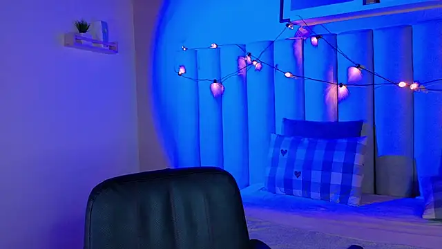 alaia-rogers online show from November 2025 11:38:02 AM