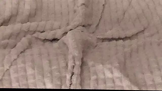 IceDanielles online show from October 2025 06:39:01 PM