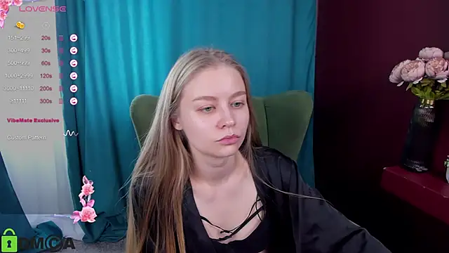 Snapshot of Polumna_cute chatting on December 2024 09:50:02 AM Polumna cute online show from December 2024 09:50:02 AM