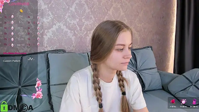 Snapshot of Polumna_cute chatting on March 2025 11:53:01 AM Polumna cute online show from March 2025 11:53:01 AM