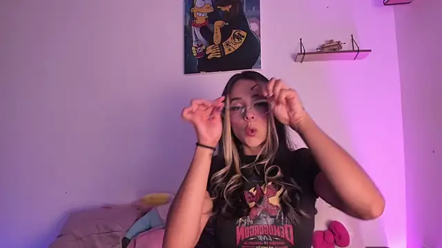 penny sweett  online show from January 2026 12:14:02 AM