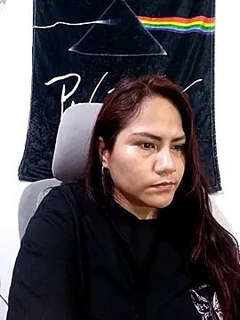 Snapshot of ZUCAAT chatting on October 2025 04:11:01 AM ZUCAAT online show from October 2025 04:11:01 AM