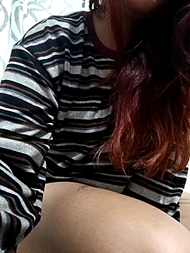 Snapshot of ZUCAAT chatting on November 2025 10:20:01 PM ZUCAAT online show from November 2025 10:20:01 PM