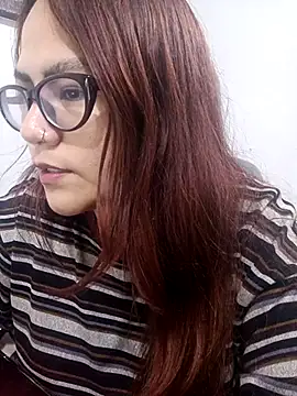 Snapshot of ZUCAAT chatting on December 2025 04:51:02 AM ZUCAAT online show from December 2025 04:51:02 AM