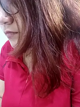 Snapshot of ZUCAAT chatting on January 2026 04:28:02 AM ZUCAAT online show from January 2026 04:28:02 AM