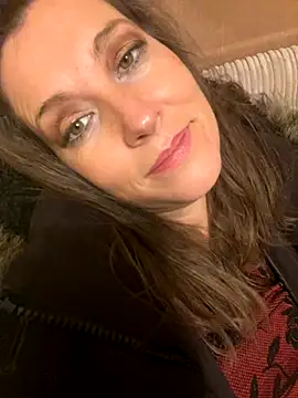 Lwhite1 online show from November 2025 04:51:01 PM