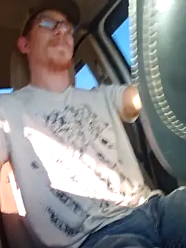 Snapshot of REDHAMMER_ chatting on November 2025 09:15:01 PM REDHAMMER online show from November 2025 09:15:01 PM