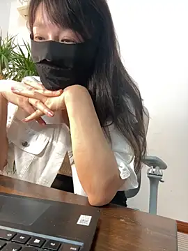 Annabody online show from April 2026 10:57:02 AM