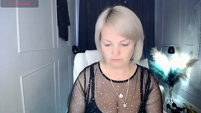 Juarnea online show from June 2026 10:18:02 AM
