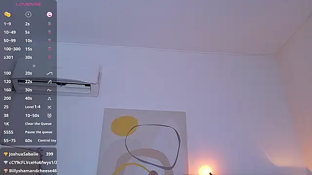 Snapshot of littleebonny chatting on May 2026 12:19:02 AM littleebonny online show from May 2026 12:19:02 AM