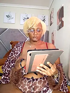 CocoBootyyy online show from September 2025 05:51:01 AM