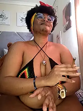 CocoBootyyy online show from September 2025 08:27:01 AM