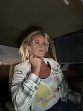 vixendoll87 online show from February 2026 11:55:02 PM