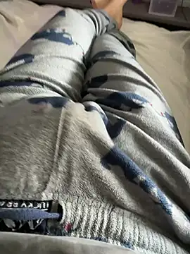 Snapshot of justinj27 chatting on March 2025 03:13:02 PM justinj27 online show from March 2025 03:13:02 PM