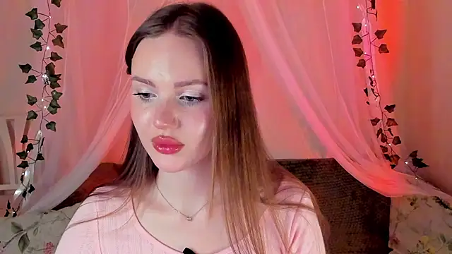 MishkaMe online show from December 2024 02:01:01 PM