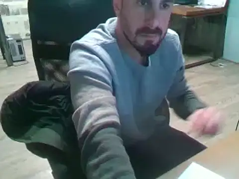 Snapshot of giorgakaci69 chatting on February 2025 07:08:02 PM giorgakaci69 online show from February 2025 07:08:02 PM