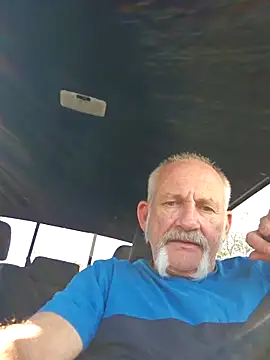 Snapshot of den-rock4u chatting on November 2025 09:04:01 PM den-rock4u online show from November 2025 09:04:01 PM